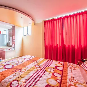 https://hostal-oro-orense.hotelsquito.com